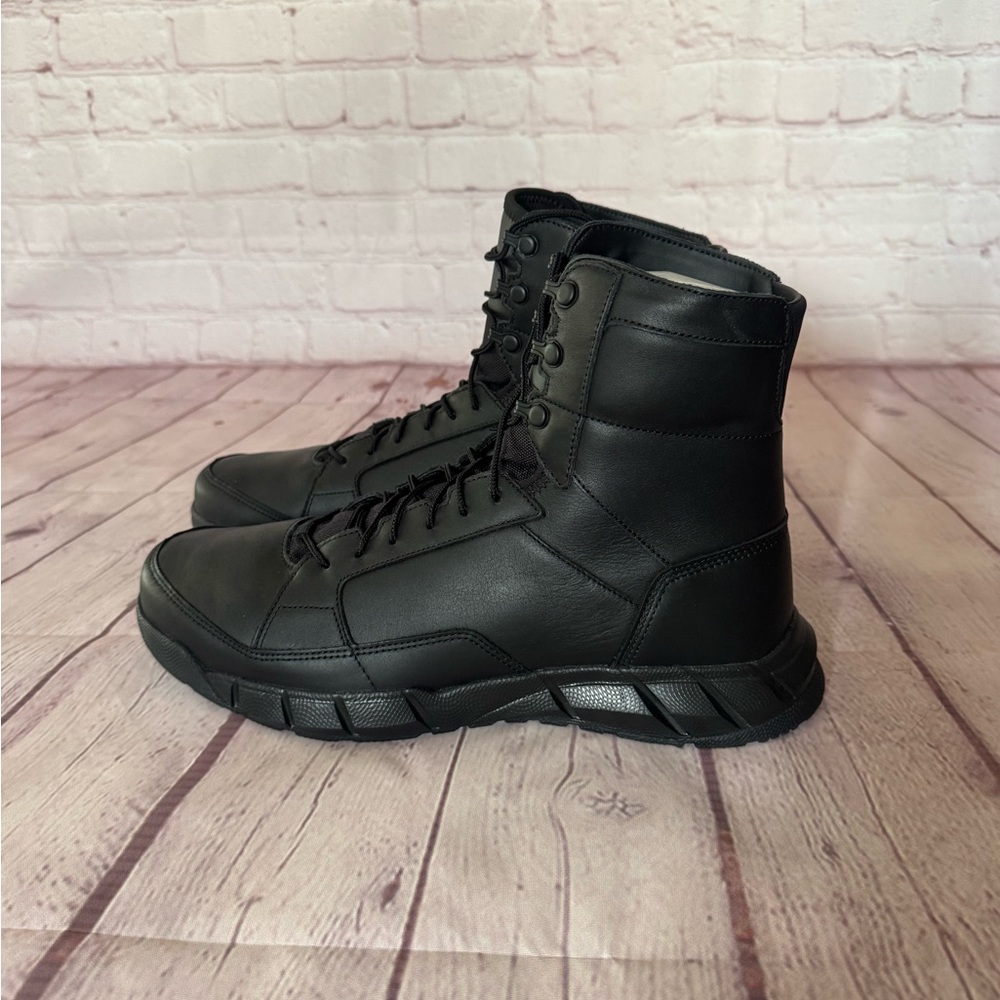 OAKLEY LIGHT ASSAULT BOOT LEATHER